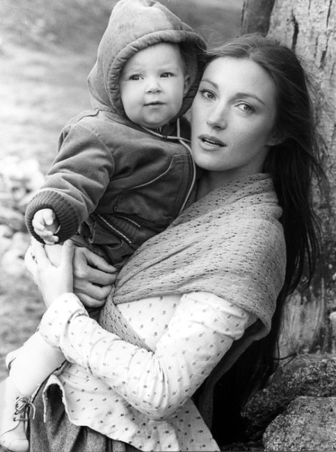 Jane Seymour & daughter Katie.jpg